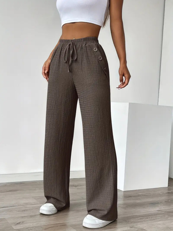 2025 Нови дамски едноцветни дълги панталони с джобове и копчета, леко еластични, без щампа, модни, слим крой, дълги панталони с копчета