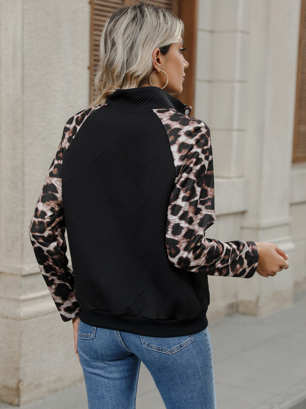 Independent Station 2025 új őszi, határokon átnyúló, lezser, stílusos, utcai stílusú, félig garbós, leopárdmintás pulóver nőknek