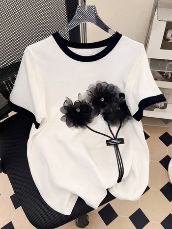 Naiste pluss-suuruses suvine lühikeste varrukatega ümara kaelusega vabaaja T-särk 3D lillekaunistusega graafilise mustriga T-särk