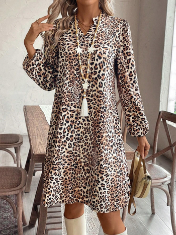 Minőségi, határokon átnyúló, Amazon Európa és az Egyesült Államok robbanásszerű női 2025 tavaszi és nyári új, nyomtatott, V-nyakú, hosszú ujjú ruha.