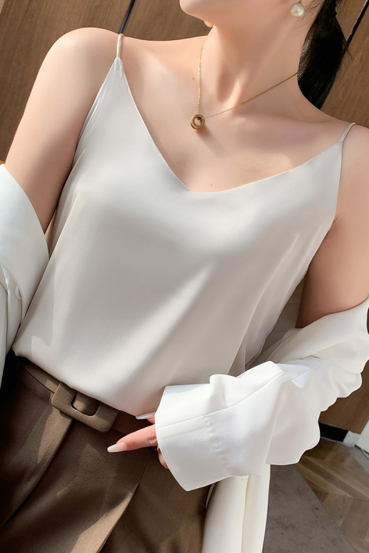 Selyem utánzatú trikó női nyári kosztüm elérhető luxus szatén külső ujjatlan felsővel, váll nélküli, fehér, karcsúsított szabású