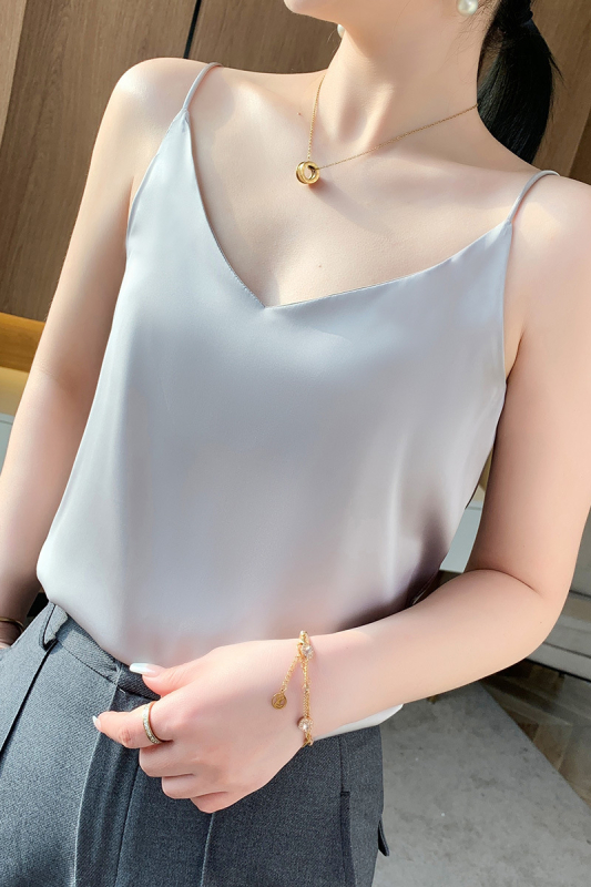 Selyem utánzatú trikó női nyári kosztüm elérhető luxus szatén külső ujjatlan felsővel, váll nélküli, fehér, karcsúsított szabású