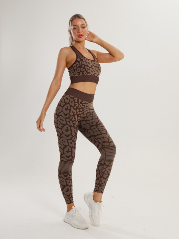 Piiriülene õmblusteta mee-pepuga spordileoparditrükiga ülikond, Euroopa ja Ameerika ülimalt elastsed löögikindlad jooksuvestid, lühikesed püksid naistele