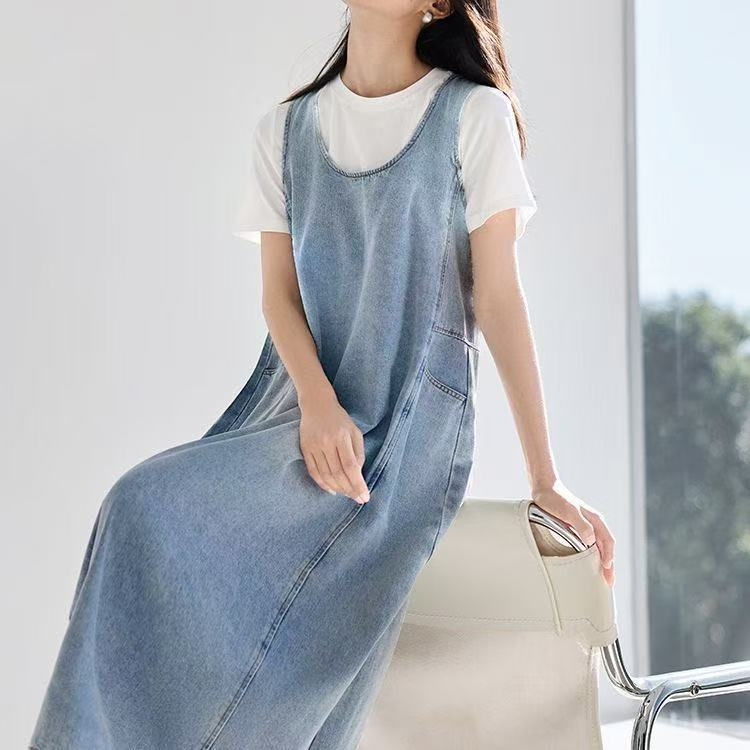 Egyszerű temperamentumú farmer mellényszoknya női 2025 nyári új divatruha