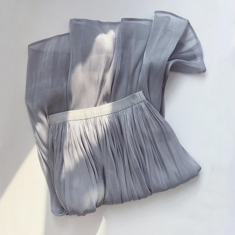 Elegáns, lezser szoknya 2024 tavaszi-nyári, rakott, karcsúsító megjelenés, középhosszú, drapéria, elegáns, organza, A-szegélyű szoknya