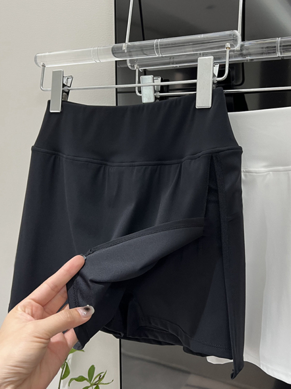 Plyšinės klubų sijono formos moteriškos 2025 m. vasaros sportinės trumpos sijono formos, apsaugančios nuo saulės, teniso sijono, bėgimo, jogos sijono formos kelnės.