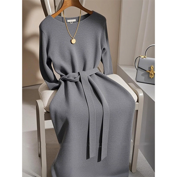 Kora őszi alkalmakra elegáns szoknya könnyű luxus csúcskategóriás szuper csinos piszkos fű szürke kötött női ruha