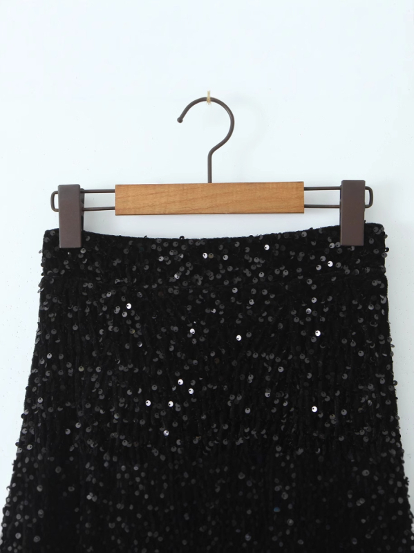 Tarpvalstybinė prekyba blizgučiais puošta perskelta sijono dalis, europietiškos ir amerikietiškos moteriškos didmeninės prekybos naujas socialistinio stiliaus madingas tiesaus sijono dalis.