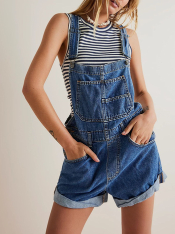 Határokon átnyúló farmer rövidnadrágok és overallok 2025 Európai és amerikai külkereskedelem Határokon átnyúló ellátás Laza, többzsebes női overallok