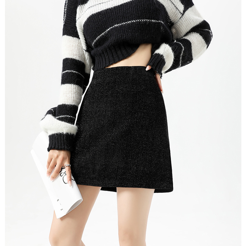 Élénk selyem csípőszoknya 2024 kora őszi új robbanások futásgátló béléssel magas derekú vékony A-vonalú minden mérkőzésre alkalmas szoknya