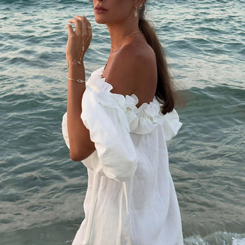 Διασυνοριακό διασυνοριακό γυναικείο καλοκαιρινό παντελόνι με ανοιχτούς ώμους, σέξι μανίκια με φούσκα, μονόχρωμο, δαντελένιο, για διακοπές στην παραλία, άνοιξη και καλοκαίρι 2024, σε διασυνοριακό επίπεδο.