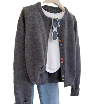 Világosszürke kötött kardigán, puha, viaszos pulóverdzseki, plus size női 2024 őszi-téli új, vastag, színes gombos felső