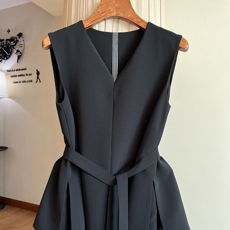 Tricou elegant la modă, alb francez, Normcore, pentru femei, vara 2024, fără mâneci, talie înaltă, la modă