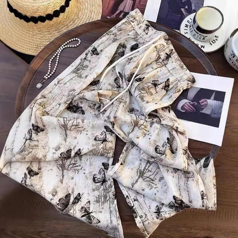 Vintažinio stiliaus, unikalios, drugelių rašalo rašto plačios kelnės, 2024 m. vasarinės, plonos, laisvos, liekninančios, aukšto juosmens, tiesios kelnės.