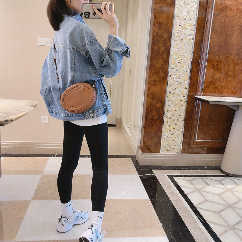 Y9Z laisvalaikio trumpas ankstyvo pavasario ir rudens džinsinis paltas moterims 2024 m. naujo dizaino nišinis madingas laisvas švarkas