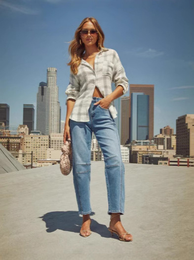 Új, határokon átnyúló, 2025-ös európai és amerikai retro külkereskedelmi laza, széles szárú, középderekú, egyenes szabású női farmernadrág raktáron