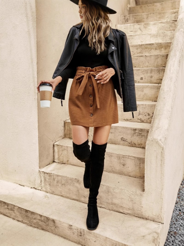 2024 m. rudens ir žiemos „Amazon“ naujas moteriškas sijonas su diržo sagų dekoracija