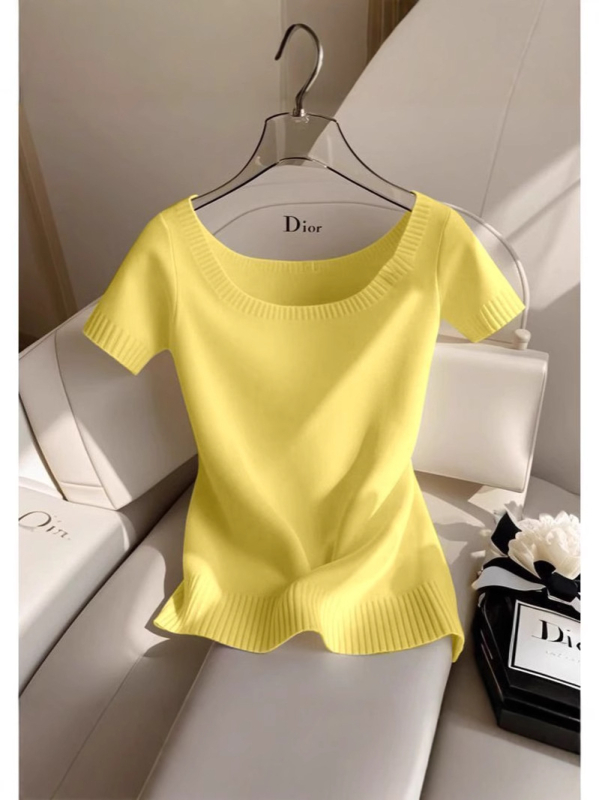 Koreai stílusú egyszerű ingázós rövid ujjú póló, francia dizájn, karcsúsított, kerek nyakú, fiatalos és középkorú megjelenésű, karcsúsított