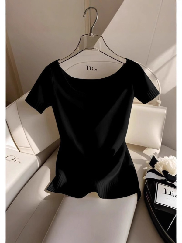 Koreai stílusú egyszerű ingázós rövid ujjú póló, francia dizájn, karcsúsított, kerek nyakú, fiatalos és középkorú megjelenésű, karcsúsított