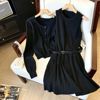 Kezdőlap Temperamentum Koreai stílusú szexi viselet Hosszú ujjú kötött pulóver Női kora őszi új, karcsúsított szabású ruha övvel