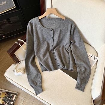 Kezdőlap Temperamentum Koreai stílusú szexi viselet Hosszú ujjú kötött pulóver Női kora őszi új, karcsúsított szabású ruha övvel