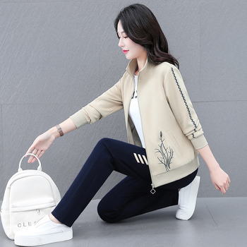 Γυναικείο αθλητικό φόρμουλα αναψυχής Άνοιξη και Φθινόπωρο 2025 Άνοιξη Νέο μεσήλικες μητέρες με κέντημα ζακέτα σετ τριών τεμαχίων