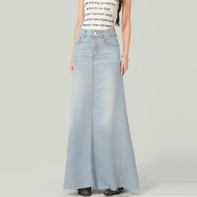 2508 Korėjietiško stiliaus priemiestinis džinsinis sijonas moterims pavasariui ir rudeniui. Naujas laisvas, liekninantis, drapiruotas džinsinis ilgas sijonas.