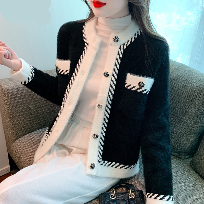 Xiaoxiang stílusú kontrasztos színű kardigán női tavaszi és őszi 2024 őszi új utánzatú nerc bársony társasági hölgy temperamentuma közvetlen értékesítésen kívül