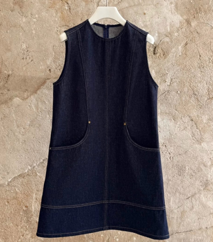 Európai 2025 kora tavaszi új koreai stílusú kerek nyakú, laza, mindenféle derékot takaró, karcsúsító mellény farmerruhához nőknek