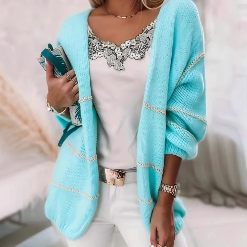 Csíkos, kontrasztos színű, bolyhos, lusta fazonú, kötött női pulóver, karcsúsító, divatos és sokoldalú hosszú ujjú