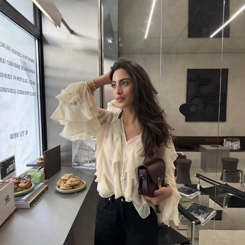 Amazoni piiriülene Euroopa ja Ameerika rõivaste eksport 2025. aasta kevadel - uus mitmevärviline lihtne kihiline dekoratiivne šifoonist särk