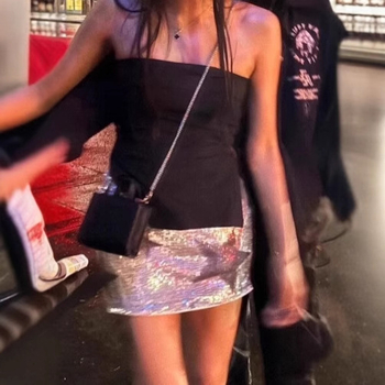 Αμερικανικό Street Style Καλοκαιρινό Tube Top με Σκίσιμο Μονόχρωμο Απλό Καυτό Κορίτσι Κοντό Αδυνάτισμα Προσωπικότητα Γυναικείο Πουλόβερ Διασυνοριακό