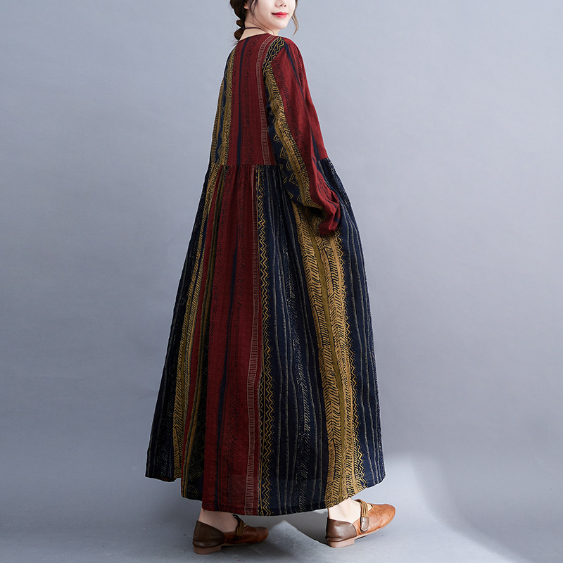 Kora őszi új női ruházat nagy méret mm karcsúsító retro korcsökkentő etnikai stílusú fat sister hosszú ujjú csíkos ruha ősszel és télen