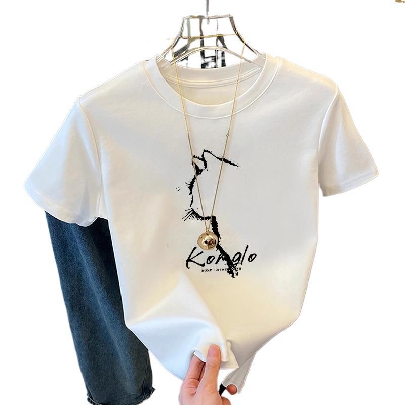 2025-ös új stílusú jobb vállú pamut rövid ujjú póló, női divatos, sokoldalú, korcsökkentő, karcsúsító megjelenésű fehér póló, trendi nyári