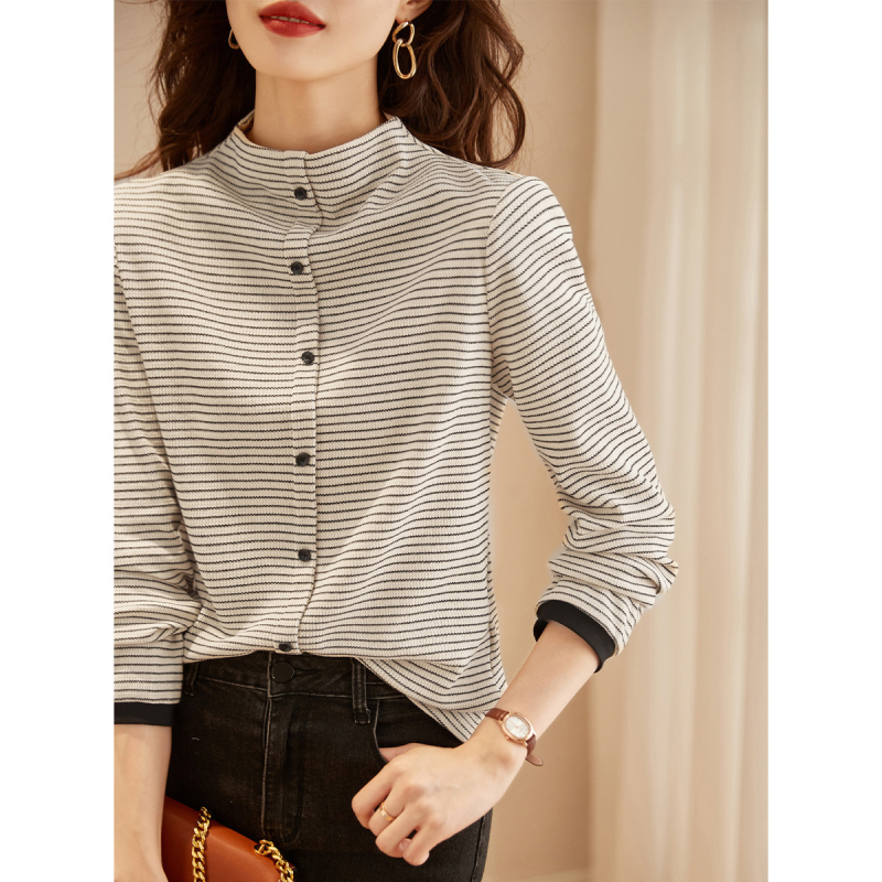 Kontrasztos csíkos, félig garbós, alsó részű női ingfelsők 2023-as téli új dizájnnal, sokoldalú, meleg, hosszú ujjú póló