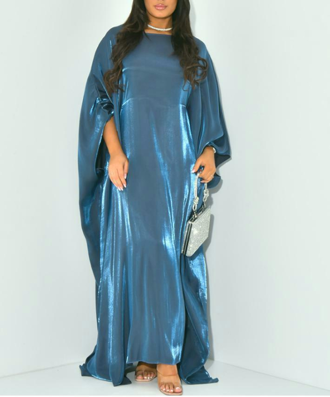 Határokon átnyúló robbanások Európában, Amerikában és a Közel-Keleten Muszlim kereskedelem Arany szatén denevérujjú bő ruha Női köntös