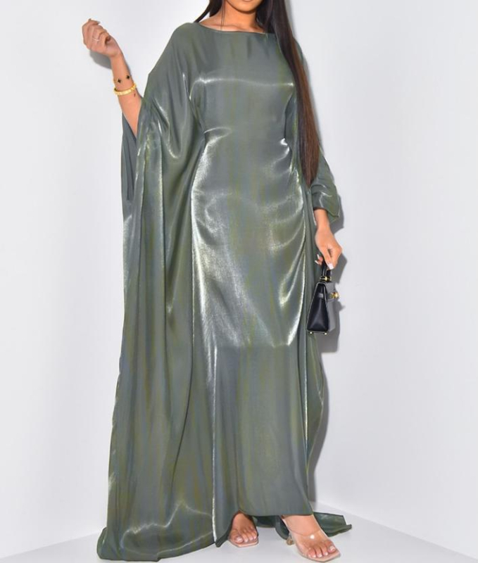 Határokon átnyúló robbanások Európában, Amerikában és a Közel-Keleten Muszlim kereskedelem Arany szatén denevérujjú bő ruha Női köntös