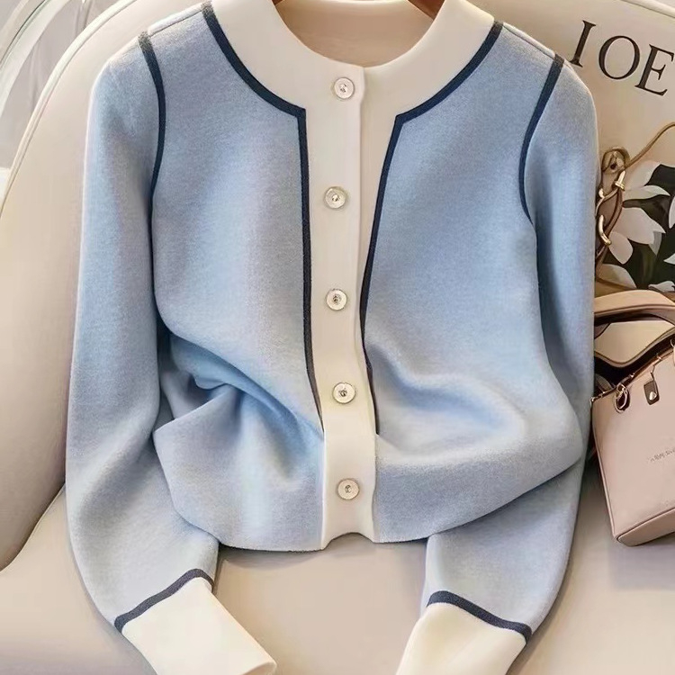 Kora őszi koreai sikkes felső, szuper jól néz ki, európai stílusú, külföldi stílusú sikkes, kék kötött kardigán