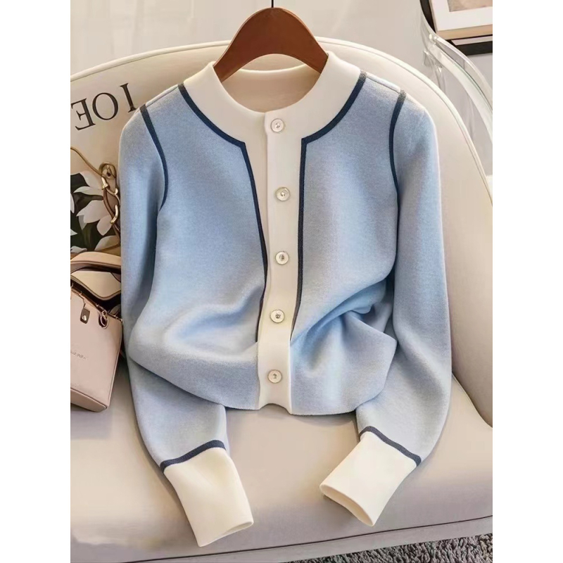 Kora őszi koreai sikkes felső, szuper jól néz ki, európai stílusú, külföldi stílusú sikkes, kék kötött kardigán