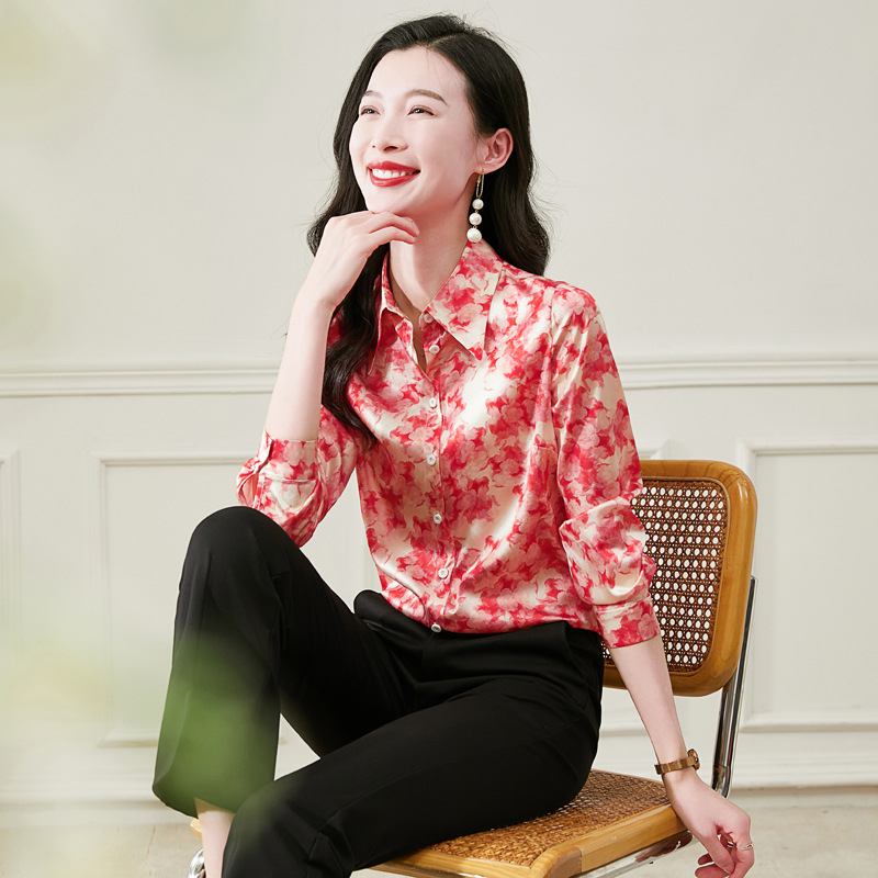 2025 tavaszi hajtókás divatos nyomtatott szellemi selyem hosszú ujjú ing elegáns divatos női ing