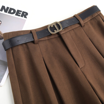 2023 m. rudens ir žiemos kolekcijos naujos aukštu liemeniu vilnonės plačios moteriškos kelnės, laisvai krentančios, plačios kelnės, madingos, temperamentingos, pastorintos, sūpynės stiliaus kelnės.