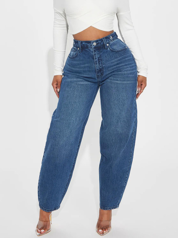 Határokon átnyúló külkereskedelem Amazon európai és amerikai dizájn retro lámpás farmer női mosott kék laza hétköznapi háremnadrág