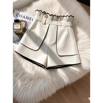 Šių metų populiarūs sprogimai – balti šortai su medinėmis ausimis, 2025 m. vasaros ploni A formos aukštu juosmeniu, mažo dydžio kvapnaus stiliaus kelnės moterims.