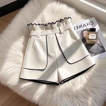 Šių metų populiarūs sprogimai – balti šortai su medinėmis ausimis, 2025 m. vasaros ploni A formos aukštu juosmeniu, mažo dydžio kvapnaus stiliaus kelnės moterims.