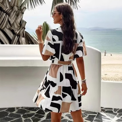 2025 Amazon határokon átnyúló európai és amerikai nyári új női divatos hajtókás nyomtatott gombos fűzős nyomtatott ruha