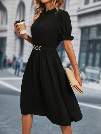 Elegantiškas juodas A formos sijonas, skirtas užsienio prekybai, su žibinto formos rankovėmis ir diržu, iš poliesterio, apvalus