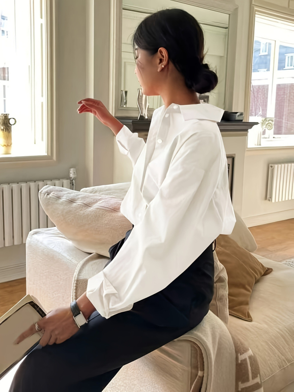 Európai és amerikai határokon átnyúló új hosszú ujjú minimalista női pamut puplin hosszú ujjú hajtókás, minden mérkőzésre alkalmas bő ing