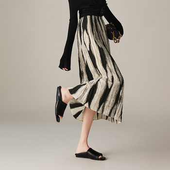 2024 tavaszi új divatos magas derekú, karcsú Miyake rakott, nyomtatott A-vonalú szoknya női rugalmas derékkal