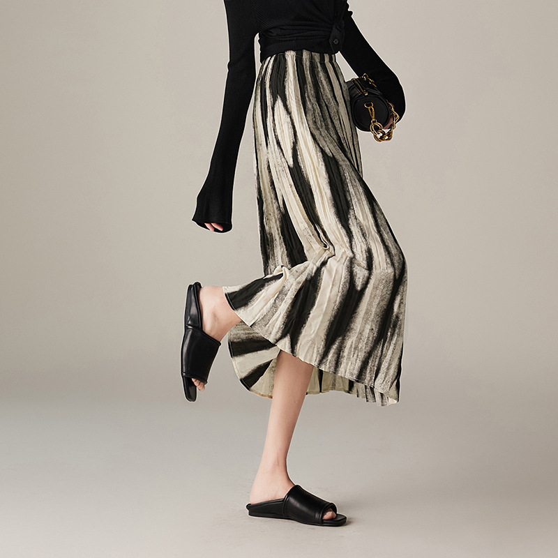 2024 tavaszi új divatos magas derekú, karcsú Miyake rakott, nyomtatott A-vonalú szoknya női rugalmas derékkal