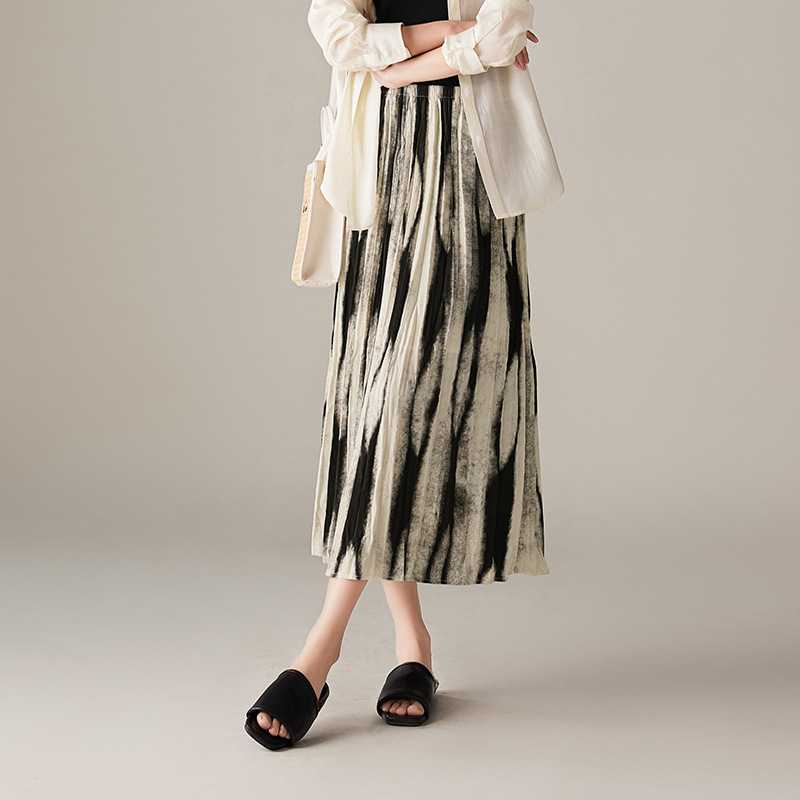 2024 tavaszi új divatos magas derekú, karcsú Miyake rakott, nyomtatott A-vonalú szoknya női rugalmas derékkal